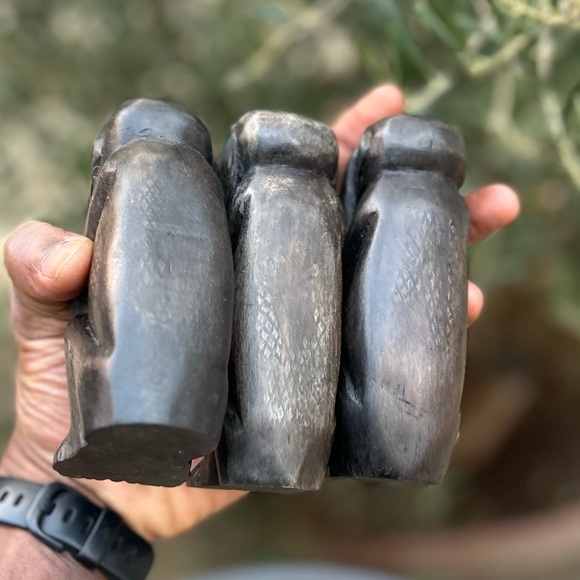 VTG Hand Carved See No Evil 🙈 Sculpture 🇧🇯 Sz 4”x2” - Picture 5 of 6